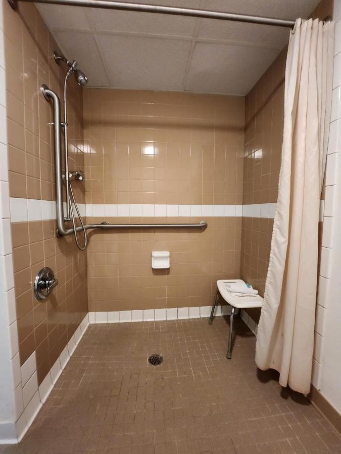 Hot Springs Village Inn Екстер'єр фото
