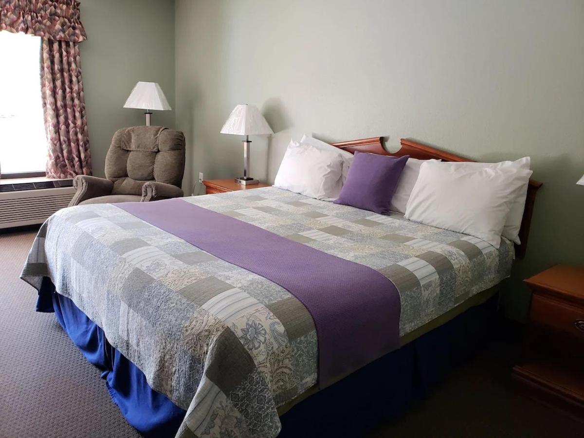 Hot Springs Village Inn Екстер'єр фото